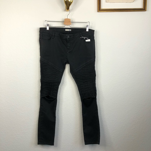 Each x Other Contrast Panel Moto Jeans Knee Slit - Picture 4 of 13